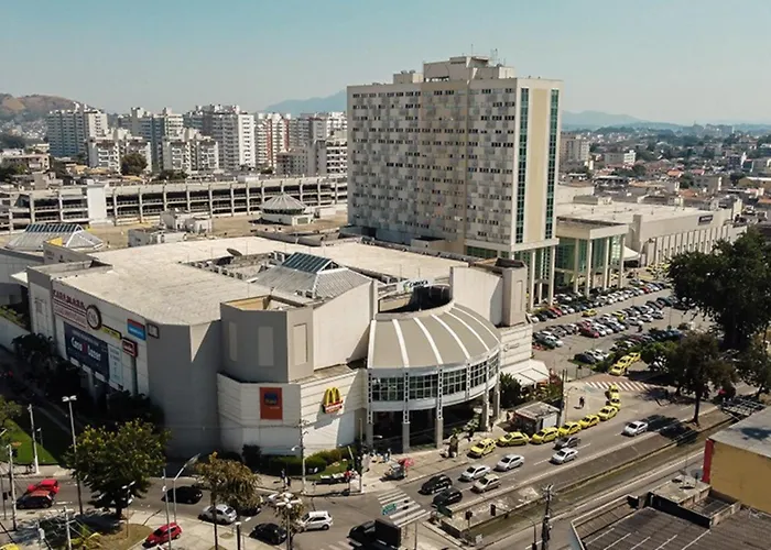 Apto202 a 100 mts do Shopping Carioca, Brt e Metrô Rio de Janeiro